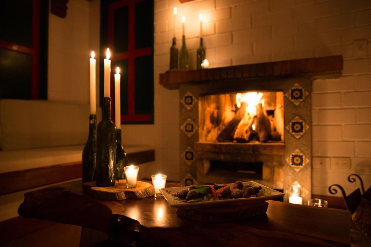Termales El Otono Ξενοδοχείο La Enea Εξωτερικό φωτογραφία The fireplace at the restaurant